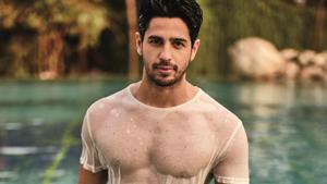 Sidharth says that style for him is keeping it simple yet classy.(HT Photo) Sidharth says that style for him is keeping it simple yet classy.(HT Photo)