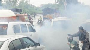 The comptroller and auditor general feels the Bihar government needs to do more to check vehicular pollution.(HT file photo) The comptroller and auditor general feels the Bihar government needs to do more to check vehicular pollution.(HT file photo)
