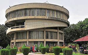 Chairpersons meeting cleared reservation for Scheduled Castes, Scheduled Tribes, Backward Castes and people with disabilities in PhD seats.(HT File Photo) Chairpersons meeting cleared reservation for Scheduled Castes, Scheduled Tribes, Backward Castes and people with disabilities in PhD seats.(HT File Photo)