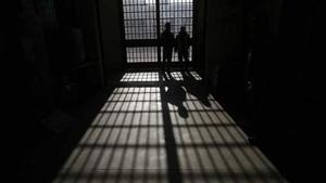 The crime had taken place on December 29, 2014 at noon at a bus stand near Punjab National Bank in Sunlight Colony.(Representative image/AP) The crime had taken place on December 29, 2014 at noon at a bus stand near Punjab National Bank in Sunlight Colony.(Representative image/AP)