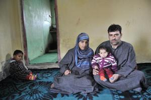 Year-old Ayat Imtiyaz is getting operated at a Delhi hospital to fix her congenital heart condition(Waseem Andrabi/HT photo) Year-old Ayat Imtiyaz is getting operated at a Delhi hospital to fix her congenital heart condition(Waseem Andrabi/HT photo)
