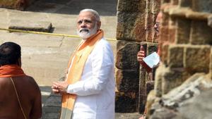 Prime Minister Narendra Modi visits Lingaraj temple in Bhubneshwar, India on Sunday.(Arabinda Mahapatra) Prime Minister Narendra Modi visits Lingaraj temple in Bhubneshwar, India on Sunday.(Arabinda Mahapatra)