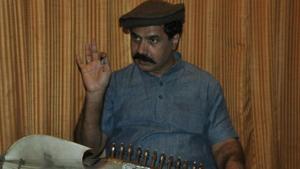 Ustad Gulfam Ahmad Khan with Afghan Rabab.(Rajesh Kumar/ HT Photo) Ustad Gulfam Ahmad Khan with Afghan Rabab.(Rajesh Kumar/ HT Photo)