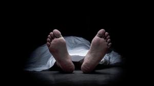 The disturbing clip shows stray dogs feeding on an unidentified body lying on the mortuary ground.(Representational image) The disturbing clip shows stray dogs feeding on an unidentified body lying on the mortuary ground.(Representational image)