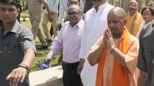 Uttar Pradesh chief minister Yogi AdityaNath inspects Gomti riverfront in Lucknow.(HT File Photo) Uttar Pradesh chief minister Yogi AdityaNath inspects Gomti riverfront in Lucknow.(HT File Photo)