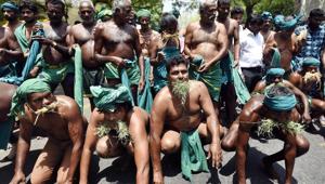 A protest demonstration by farmers from Tamil Nadu, in New Delhi, April 17. More than 84 farmers from the state are demanding relief in the face of what is believed to be Cauvery basin’s worst drought in the past 150 years.(Sonu Mehta/HT Photo) A protest demonstration by farmers from Tamil Nadu, in New Delhi, April 17. More than 84 farmers from the state are demanding relief in the face of what is believed to be Cauvery basin’s worst drought in the past 150 years.(Sonu Mehta/HT Photo)