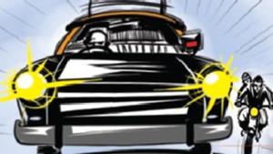 While Jaiswal’s friend was on his way, the two men took Jaiswal to an empty flat in Worli owned by Ugri’s aunt. Jaiswal drove Ugri there in his taxi while Shellar followed them on the bike.(HT) While Jaiswal’s friend was on his way, the two men took Jaiswal to an empty flat in Worli owned by Ugri’s aunt. Jaiswal drove Ugri there in his taxi while Shellar followed them on the bike.(HT)