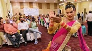 Around 70 transgenders from Nabha, Nawashahar, Jalandhar and Chandigarh got together to raise their concerns and presented cultural performance during an event to commemorate Supreme Court’s historic verdict of 2014.(HT Photo) Around 70 transgenders from Nabha, Nawashahar, Jalandhar and Chandigarh got together to raise their concerns and presented cultural performance during an event to commemorate Supreme Court’s historic verdict of 2014.(HT Photo)