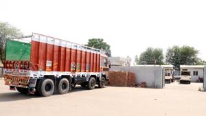The truck allegedly snatched by self-acclaimed union members.(Sanjeev Kumar/HT Photo) The truck allegedly snatched by self-acclaimed union members.(Sanjeev Kumar/HT Photo)