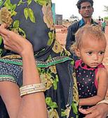 A malnourished child with mother in Baran.(HT Photo) A malnourished child with mother in Baran.(HT Photo)