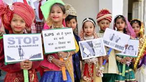 School children take part in an awareness campaign against child marriage.(PTI photo) School children take part in an awareness campaign against child marriage.(PTI photo)