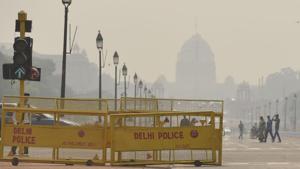 Yellow-coloured barricades at Rajpath in New Delhi.(Raj K Raj/HT Photo) Yellow-coloured barricades at Rajpath in New Delhi.(Raj K Raj/HT Photo)