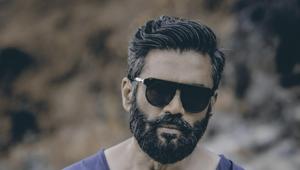 Suniel Shetty is seen as a host on television after a gap of four years.(HT Photo) Suniel Shetty is seen as a host on television after a gap of four years.(HT Photo)