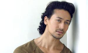 Tiger Shroff says he thought it wasn’t real at first, but then he saw that it was his verified account.(HT Photo) Tiger Shroff says he thought it wasn’t real at first, but then he saw that it was his verified account.(HT Photo)