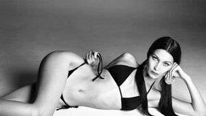 Bella Hadid is one of the Hollywood celebrities who keep crystals for positivity and well-being.(Instagram/BellaHadid) Bella Hadid is one of the Hollywood celebrities who keep crystals for positivity and well-being.(Instagram/BellaHadid)