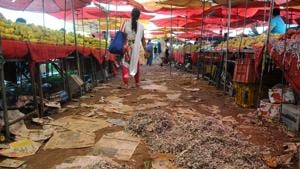 The sites of the weekly apni mandis continue to be in a messy state.(HT File Photo) The sites of the weekly apni mandis continue to be in a messy state.(HT File Photo)
