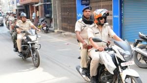 A police patrol in Patna. The main reasons for not approaching the police are lack of evidence, fear of being caught in police or court matters, the perception that police may not entertain their complaint(Hindustan Tuimes) A police patrol in Patna. The main reasons for not approaching the police are lack of evidence, fear of being caught in police or court matters, the perception that police may not entertain their complaint(Hindustan Tuimes)