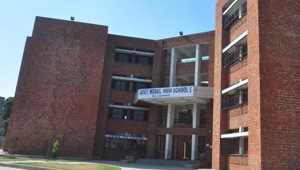 This year 43 government schools out of 89 showed 100% pass results in Chandigarh.(HT File Photo) This year 43 government schools out of 89 showed 100% pass results in Chandigarh.(HT File Photo)