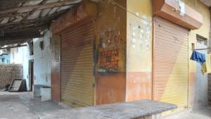 Streets were deserted and shops shut in violence-hit Mandsaur’s Bahi Parsavnath village on Saturday. Fear of police, who picked up three men, prevailed in the village, creating a curfew-like situation.(Mujeeb Faruqui / HT photo) Streets were deserted and shops shut in violence-hit Mandsaur’s Bahi Parsavnath village on Saturday. Fear of police, who picked up three men, prevailed in the village, creating a curfew-like situation.(Mujeeb Faruqui / HT photo)