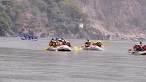 The Uttarakhand high court banned rafting on Ganga waters until a policy is framed to regulate water sports.(HT File Photo) The Uttarakhand high court banned rafting on Ganga waters until a policy is framed to regulate water sports.(HT File Photo)