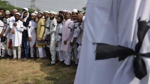 Residents of Junaid’s village Khandawali had sported black arm bands on Eid to protest the murder.(Raj K Raj/HT PHOTO) Residents of Junaid’s village Khandawali had sported black arm bands on Eid to protest the murder.(Raj K Raj/HT PHOTO)