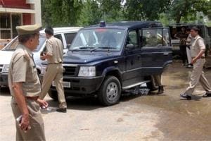 Traffic police officials on condition of anonymity said the challan will be sent by post to the DGP’s office.(PTI Photo) Traffic police officials on condition of anonymity said the challan will be sent by post to the DGP’s office.(PTI Photo)