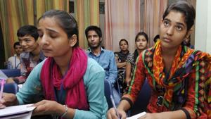 Students of the Noida Deaf Society attend a skill development class in Sector 36 of Noida. The National Skill Development plan aims to prepare people for jobs but its ambition hasn’t matched implementation.(Sunil Ghosh/ HT File Photo) Students of the Noida Deaf Society attend a skill development class in Sector 36 of Noida. The National Skill Development plan aims to prepare people for jobs but its ambition hasn’t matched implementation.(Sunil Ghosh/ HT File Photo)