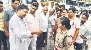 Shreshtha Thakur was transferred to Bahraich a week after the incident following a meeting of a delegation of the party’s 11 MLAs and MP with chief minister Yogi Adityanath over the issue.(Screengrab) Shreshtha Thakur was transferred to Bahraich a week after the incident following a meeting of a delegation of the party’s 11 MLAs and MP with chief minister Yogi Adityanath over the issue.(Screengrab)