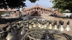 The Cabinet has approved the proposal to redevelop Pragati Maidan by setting up a world class integrated exhibition-cum-convention centre. The total cost has been estimated to be around Rs 2,254 crore.(Sonu Mehta/HT PHOTO) The Cabinet has approved the proposal to redevelop Pragati Maidan by setting up a world class integrated exhibition-cum-convention centre. The total cost has been estimated to be around Rs 2,254 crore.(Sonu Mehta/HT PHOTO)