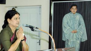 VK Sasikala addresses after taking charge as the All India Anna Dravida Munnetra Kazhagam general secretary in Chennai. The AIADMK general secretary has been behind the bars since February 15 in a disproportionate assets case.(PTI) VK Sasikala addresses after taking charge as the All India Anna Dravida Munnetra Kazhagam general secretary in Chennai. The AIADMK general secretary has been behind the bars since February 15 in a disproportionate assets case.(PTI)