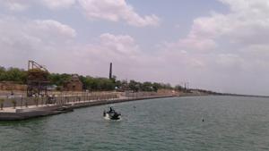 A dilapidated chimney is all that remains of Calico Mills, once considered the ‘pride of Gujarat’. (Gulam Jeelani / HT Photo) A dilapidated chimney is all that remains of Calico Mills, once considered the ‘pride of Gujarat’. (Gulam Jeelani / HT Photo)