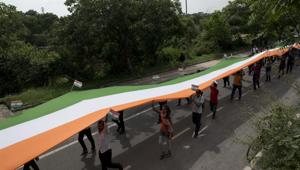Tiranga March was held on the occasion of Kargil Vijay Diwas at Jawaharlal Nehru University in New Delhi.(Saumya Khandelwal/HT Photo) Tiranga March was held on the occasion of Kargil Vijay Diwas at Jawaharlal Nehru University in New Delhi.(Saumya Khandelwal/HT Photo)