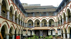 Nana wada is made of timber, and has arches among other structures.(HT PHOTO) Nana wada is made of timber, and has arches among other structures.(HT PHOTO)