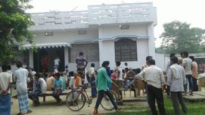 The crowd outside the house of RJD youth leader Minhaj Khan, who was gunned down in Bihar’s Siwan district early Saturday.(Rahul Raj Singh/HT Photo) The crowd outside the house of RJD youth leader Minhaj Khan, who was gunned down in Bihar’s Siwan district early Saturday.(Rahul Raj Singh/HT Photo)
