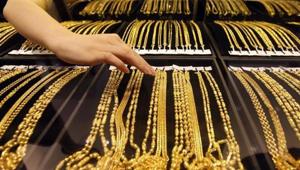 In In 2015-16, the Income Tax department had seized cash and jewellery worth Rs 712.68 crore.(REUTERS File Photo / Representational)