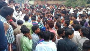 Mob at Nawadih village, outside the Eidgah, following recovery of meat, in Deoghar, on Sunday morning, August 6, 2017.(Hindustan Times/Bijay) Mob at Nawadih village, outside the Eidgah, following recovery of meat, in Deoghar, on Sunday morning, August 6, 2017.(Hindustan Times/Bijay)