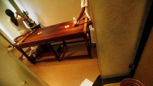 In this 2007 archive photo therapists prepare a traditional Ayurvedic massage room in Mumbai.(Reuters) In this 2007 archive photo therapists prepare a traditional Ayurvedic massage room in Mumbai.(Reuters)