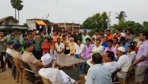 Police holding a Lok Samvad at a Munger village.(HT photo) Police holding a Lok Samvad at a Munger village.(HT photo)