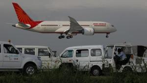Employees say the government is deliberately delaying the process since it cannot guarantee the retirement benefits despite deducting their share of the pension from the salary.(HT File Photo) Employees say the government is deliberately delaying the process since it cannot guarantee the retirement benefits despite deducting their share of the pension from the salary.(HT File Photo)