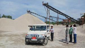 On May 3, the high court ordered for the stone crushing units operating along the Ganga be closed down.(Rameshwar Gaur/HT PHOTO) On May 3, the high court ordered for the stone crushing units operating along the Ganga be closed down.(Rameshwar Gaur/HT PHOTO)