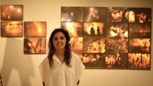 Egyptian photographer Laura El-Tantawy at the Triveni Kala Sangam in New Delhi.(Burhaan Kinu/HT PHOTO) Egyptian photographer Laura El-Tantawy at the Triveni Kala Sangam in New Delhi.(Burhaan Kinu/HT PHOTO)