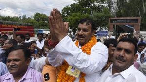 Ram Chander, AAP candidate, defeated BJP’s Ved Parkash in the bypoll to the Bawana Assembly constituency, the result of which was announced on Monday.(Sonu Mehta/HT Photo) Ram Chander, AAP candidate, defeated BJP’s Ved Parkash in the bypoll to the Bawana Assembly constituency, the result of which was announced on Monday.(Sonu Mehta/HT Photo)