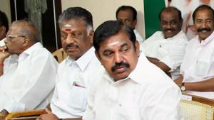 Tamil Nadu Chief Minister K Palaniswami and Deputy Chief Minister O Panneerselvam at an AIADMK party meet in Chennai on August 28, 2017.(PTI) Tamil Nadu Chief Minister K Palaniswami and Deputy Chief Minister O Panneerselvam at an AIADMK party meet in Chennai on August 28, 2017.(PTI)