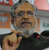 Bihar deputy chief minister Sushil Kumar Modi addressing a press conference in Patna on Wednesday .(HT photo/AP Dube)