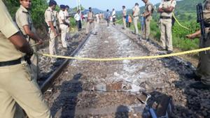 Police at the site where the derailment took place near Sonbhadra in Uttar Pradesh on September 7.(HT Photo) Police at the site where the derailment took place near Sonbhadra in Uttar Pradesh on September 7.(HT Photo)