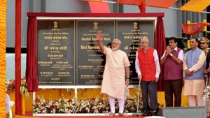 PM Modi said no other project in the world had faced such hurdles as the Sardar Sarovar Dam on Narmada.(Photo: @narendramodi/Twitter) PM Modi said no other project in the world had faced such hurdles as the Sardar Sarovar Dam on Narmada.(Photo: @narendramodi/Twitter)