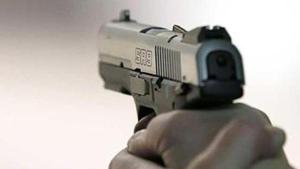 A retired Army jawan was shot in a passenger train to Munger on Thursday.(Representative photo/AFP) A retired Army jawan was shot in a passenger train to Munger on Thursday.(Representative photo/AFP)