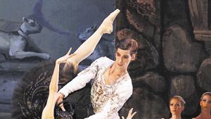 The ballet tells the story of Odette and prince Siegfried.(ICCR) The ballet tells the story of Odette and prince Siegfried.(ICCR)