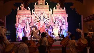 A Durga Puja pandal at Pocket 40 in CR Park on Sunday.(Burhaan Kinu/HT PHOTO) A Durga Puja pandal at Pocket 40 in CR Park on Sunday.(Burhaan Kinu/HT PHOTO)