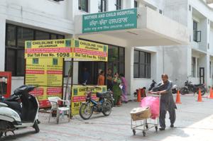 Opening of mother and child hospitals, postpartum units, doctors, ASHA, ANM workers have helped in proper immunisation.(HT File) Opening of mother and child hospitals, postpartum units, doctors, ASHA, ANM workers have helped in proper immunisation.(HT File)